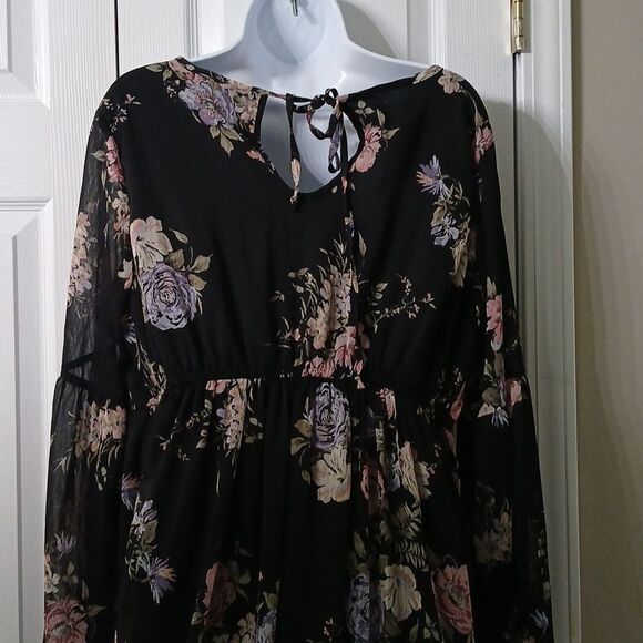 Rewind black floral print long sleeve flowy dress Sz XL NWOT - Picture 6 of 9